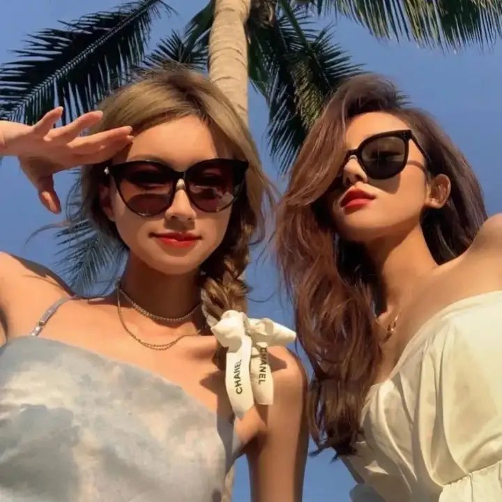 下午一点的她