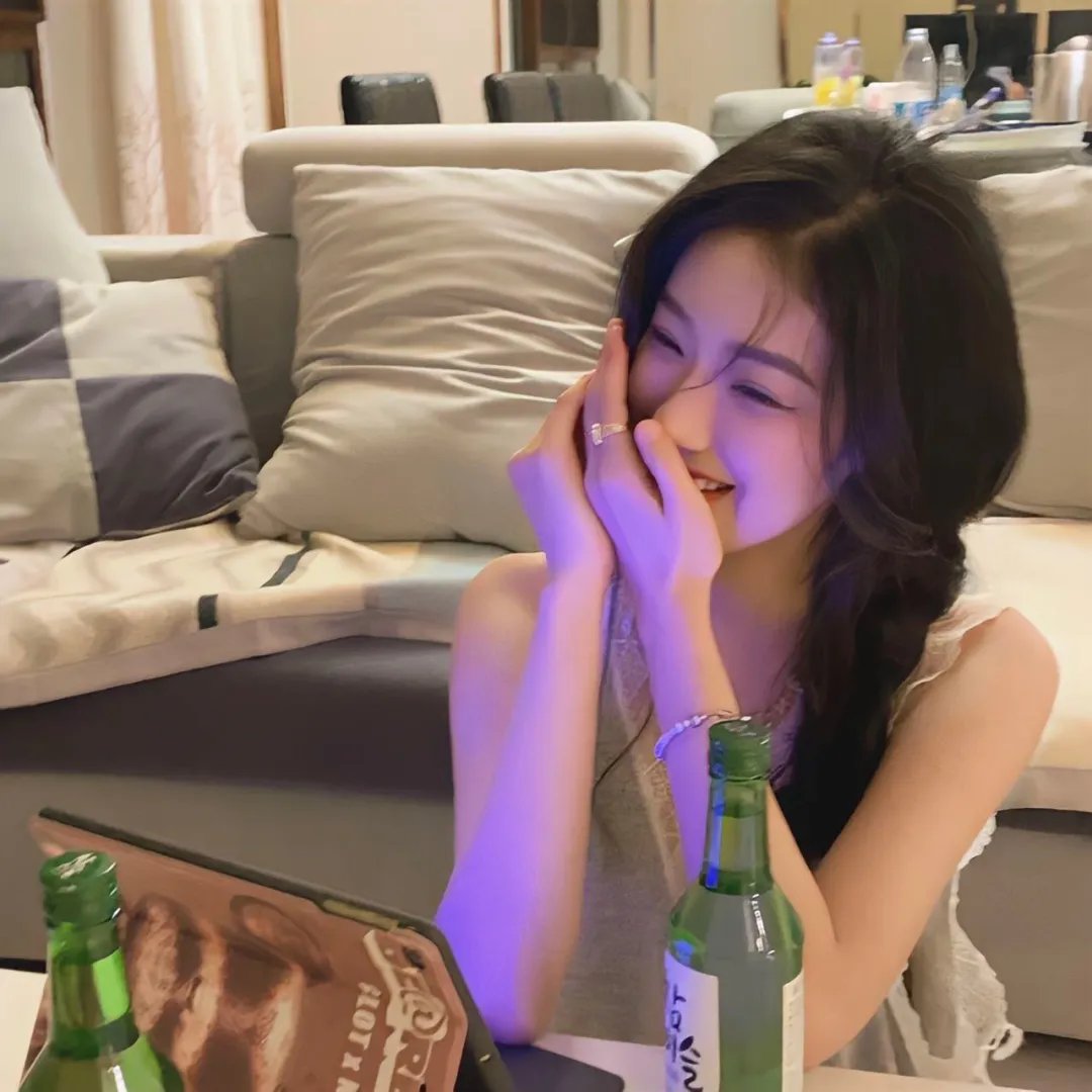 聪明的金发美女
