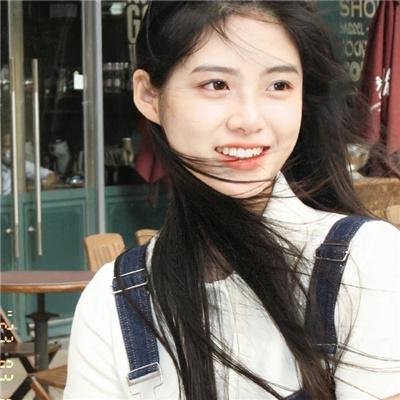 女警察